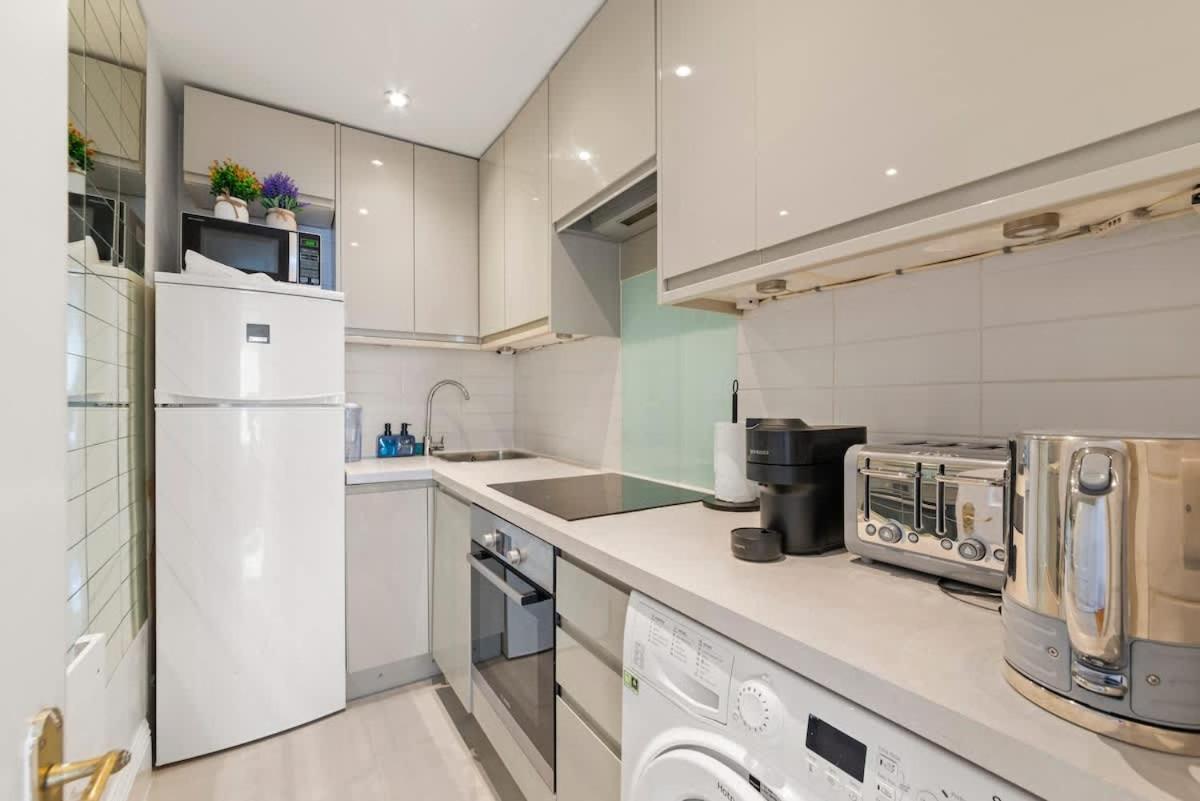 Sg, Classic Knightsbridge Loft Apartment London Exterior foto